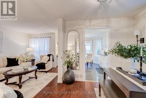 188 Adele Crescent, Oshawa, ON - Indoor