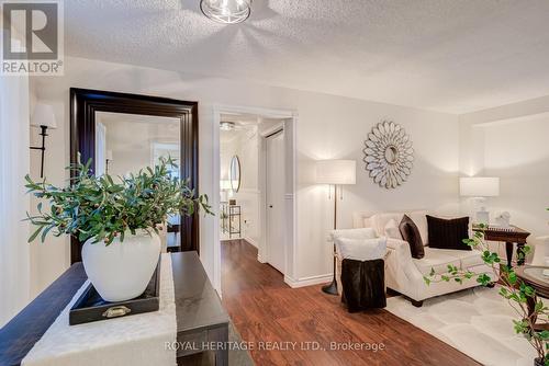 188 Adele Crescent, Oshawa, ON - Indoor