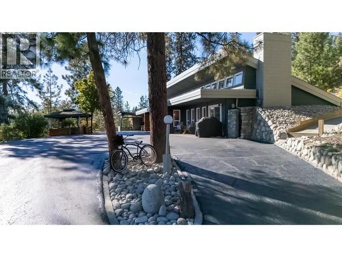 5290 Trepanier Bench Road  Peachland, BC V0H 1X2