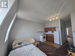 APARTMENT #5 - 15 KING STREET E  Clarington (Bowmanville), ON L1C 1N1