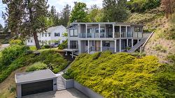 2674 Lakeview Road  West Kelowna, BC V1Z 1Y7