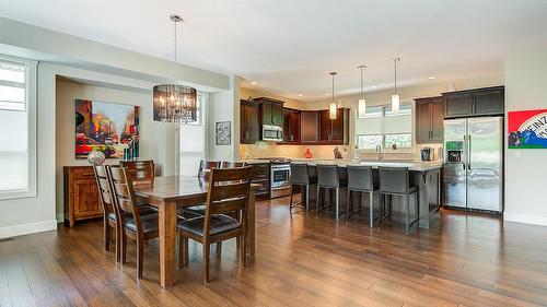 1-1865 Begbie Road, Kelowna, BC - Indoor Photo Showing Dining Room