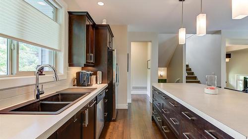 1-1865 Begbie Road, Kelowna, BC - Indoor Photo Showing Kitchen With Double Sink