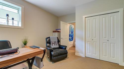 1-1865 Begbie Road, Kelowna, BC - Indoor Photo Showing Office
