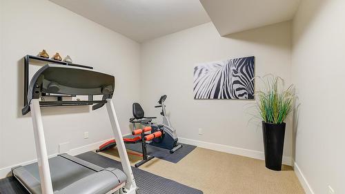 1-1865 Begbie Road, Kelowna, BC - Indoor Photo Showing Gym Room