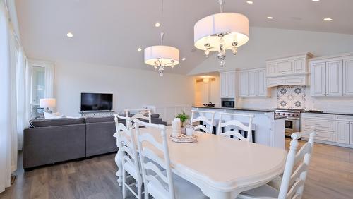 7345 Pointe Sage Drive, Coldstream, BC - Indoor