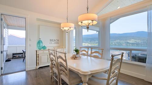 7345 Pointe Sage Drive, Coldstream, BC - Indoor Photo Showing Dining Room