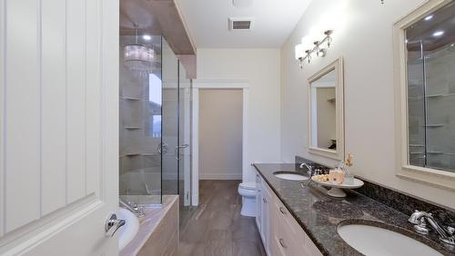 7345 Pointe Sage Drive, Coldstream, BC - Indoor Photo Showing Bathroom