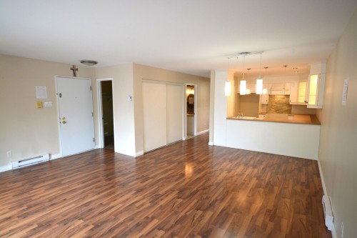 Vue d'ensemble - 6-89 Rue Pierre-Laporte, Saint-Eustache, QC - Indoor
