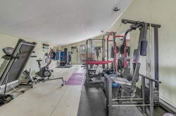 Garage - 
