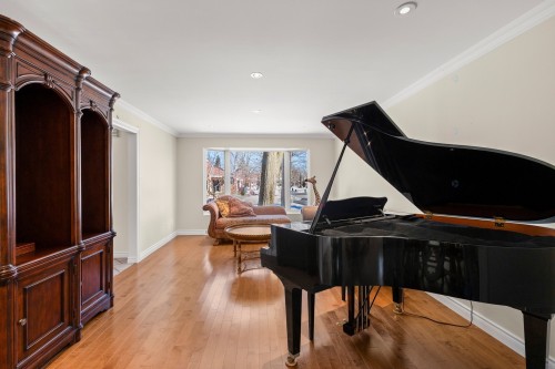 Salon - 65 Rue De Calais, Kirkland, QC - Indoor Photo Showing Other Room
