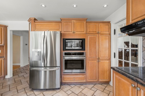 Cuisine - 65 Rue De Calais, Kirkland, QC - Indoor Photo Showing Kitchen