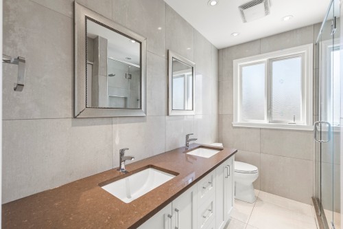 Salle de bains - 65 Rue De Calais, Kirkland, QC - Indoor Photo Showing Bathroom