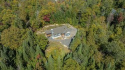 2867 Ch. du Lac-Nantel S.  Mont-Blanc, QC J0T 2G0