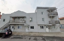 17 Rue Ellice  Salaberry-De-Valleyfield, QC J6T 1C8