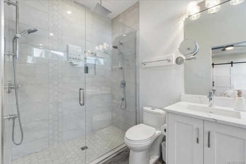 389 Whitmee Rd, Qualicum Beach, BC 