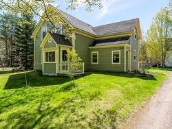 2295 Old Mill Road South Farmington, NS B0P 1W0