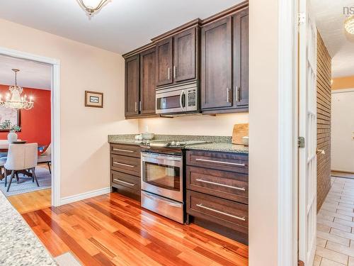 69 Bayview Road, Clayton Park, NS - Indoor Photo Showing Kitchen