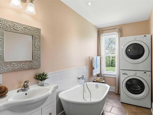 38 Shore Drive, Deep Brook, NS 