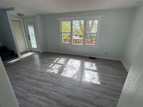 24 Hillside Drive, Cornwallis Park, NS 
