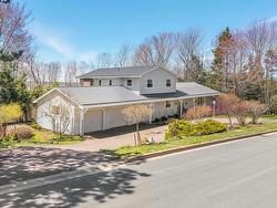 40 FUNDY Drive  Truro, NS B2N 5Z3