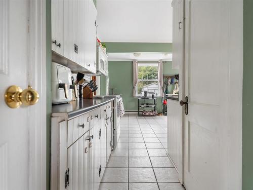 28 Mitchell Street, New Glasgow, NS 