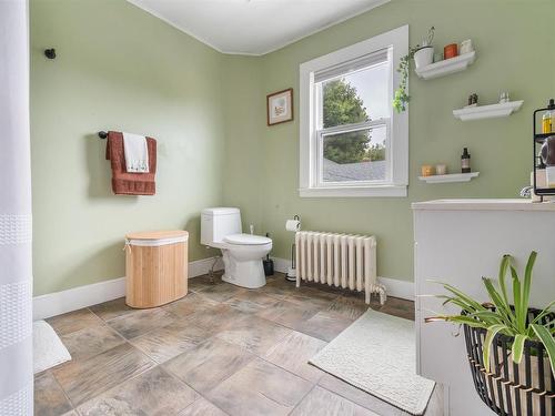 28 Mitchell Street, New Glasgow, NS 