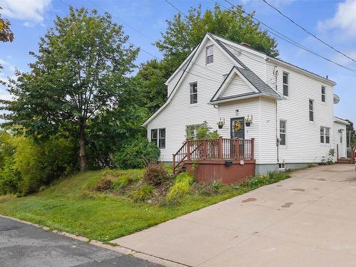 28 Mitchell Street, New Glasgow, NS 