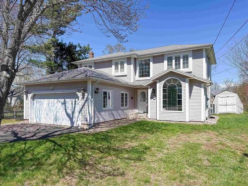 16 Lansdowne Avenue, Charlottetown, PE 