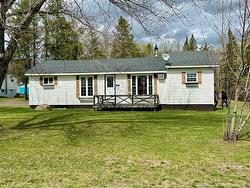 12 Hazelton RD Doaktown, NB E9C 1N6