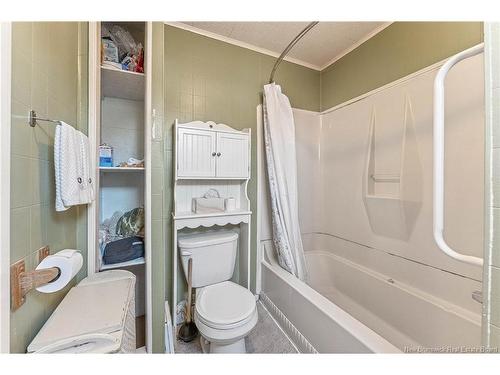 5 Pinewood St, Saint Stephen, NB 