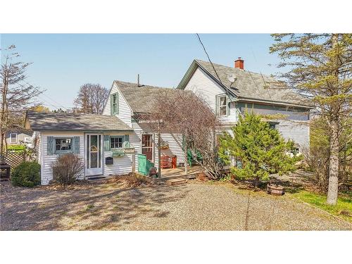 5 Pinewood St, Saint Stephen, NB 