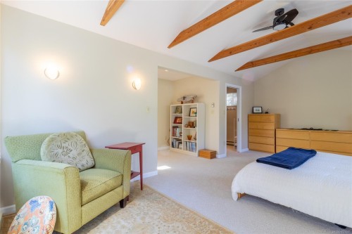 3721 Rum Rd, Pender Island, BC 