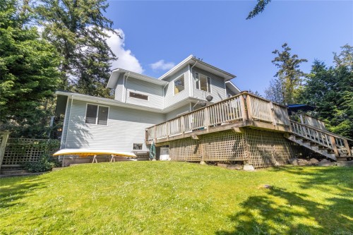 3721 Rum Rd, Pender Island, BC 