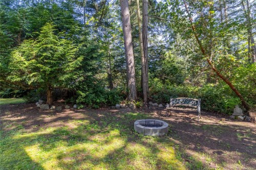 3721 Rum Rd, Pender Island, BC 