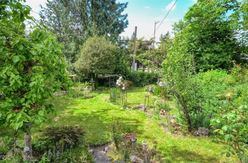 90 Obed Ave, Saanich, BC 