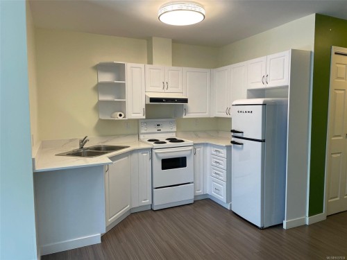 206-1070 Southgate St  Victoria, BC V8V 2Z2