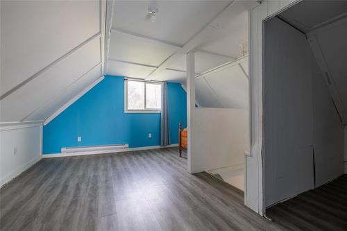 1 South Dr, Eriksdale, MB 