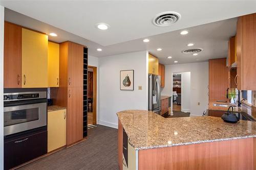 321 Park Blvd, Winnipeg, MB 