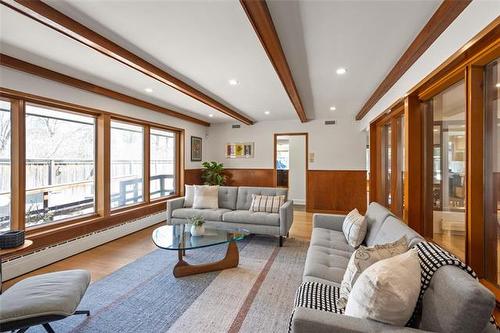321 Park Blvd, Winnipeg, MB 
