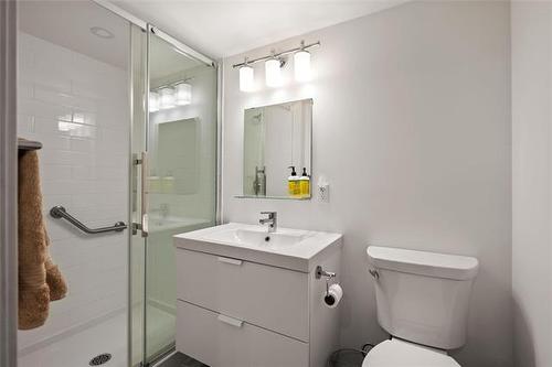 321 Park Blvd, Winnipeg, MB 