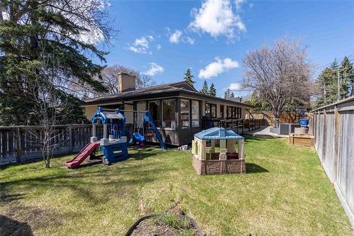321 Park Blvd, Winnipeg, MB 