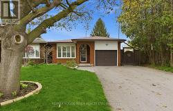 1125 BYRON STREET S  Whitby (Downtown Whitby), ON L1N 4S4