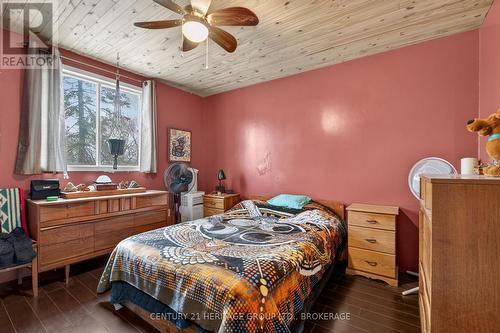 326 Dundas Street, Deseronto (Deseronto (Town)), ON - Indoor Photo Showing Bedroom