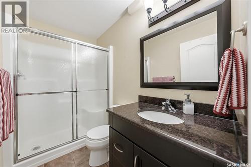 222 Fawcett Crescent, Saskatoon, SK - Indoor Photo Showing Bathroom
