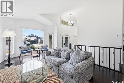 222 Fawcett Crescent, Saskatoon, SK - Indoor Photo Showing Living Room