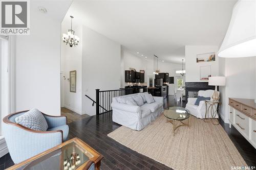 222 Fawcett Crescent, Saskatoon, SK - Indoor Photo Showing Living Room