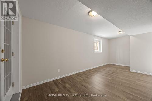 2 - 329 Thompson Road, London South (South I), ON - Indoor Photo Showing Other Room