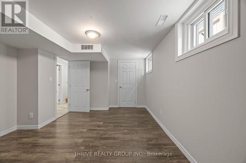 2 - 329 Thompson Road, London South (South I), ON - Indoor Photo Showing Other Room