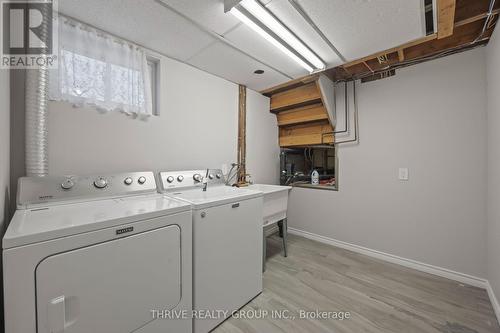 2 - 329 Thompson Road, London South (South I), ON - Indoor Photo Showing Laundry Room